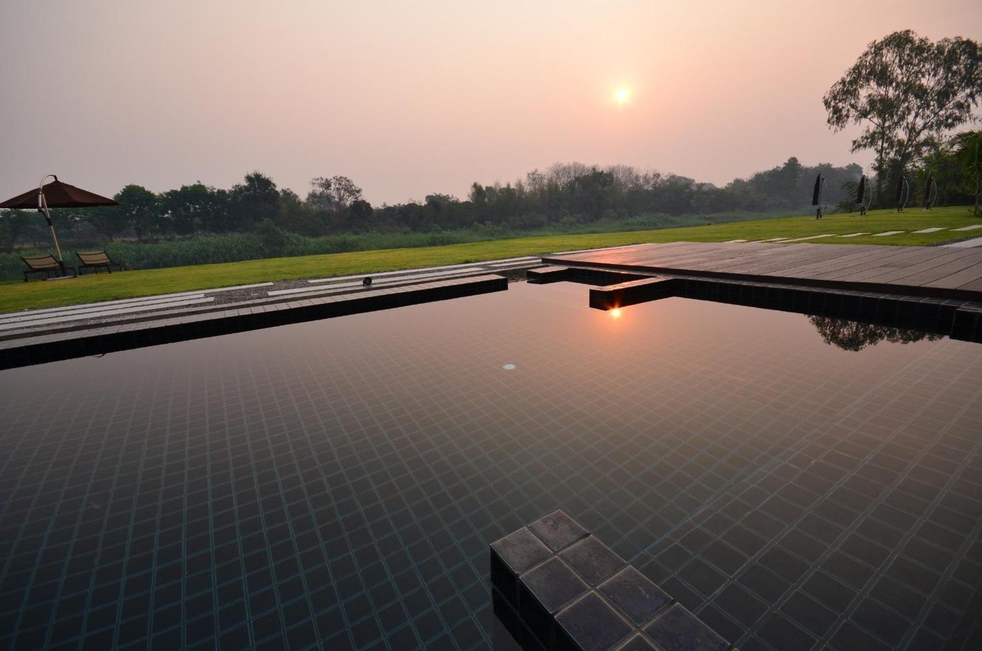 Zensala Riverpark Resort-SHA Extra Plus Chiang Mai Exterior foto