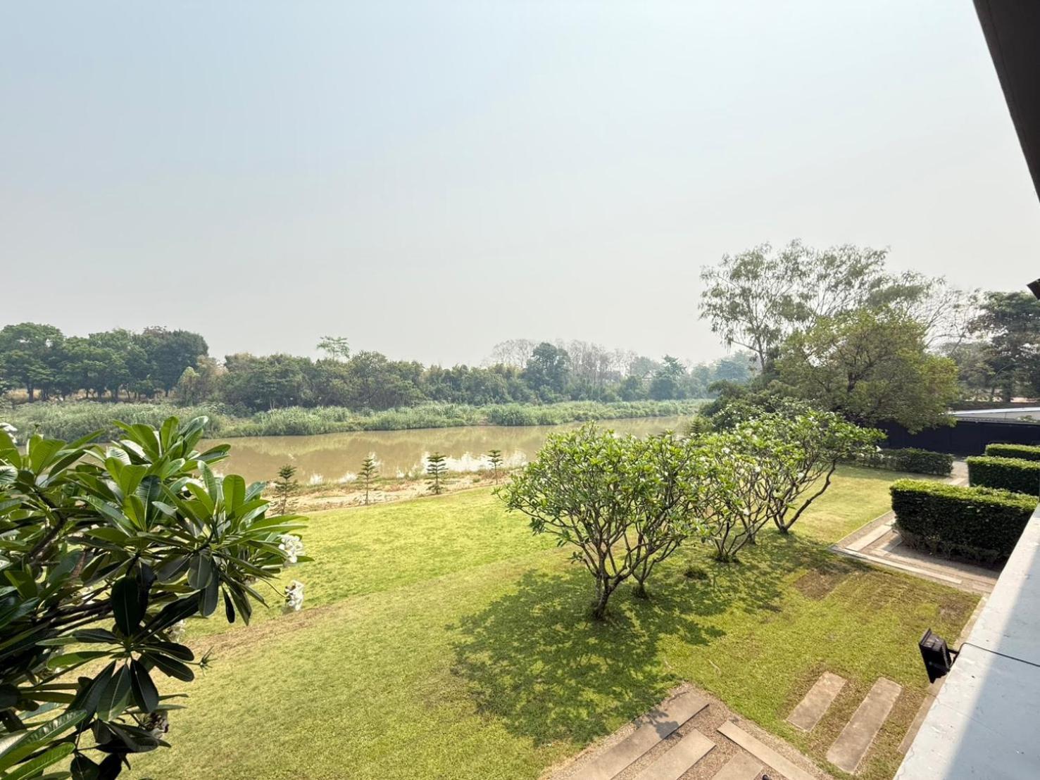 Zensala Riverpark Resort-SHA Extra Plus Chiang Mai Exterior foto
